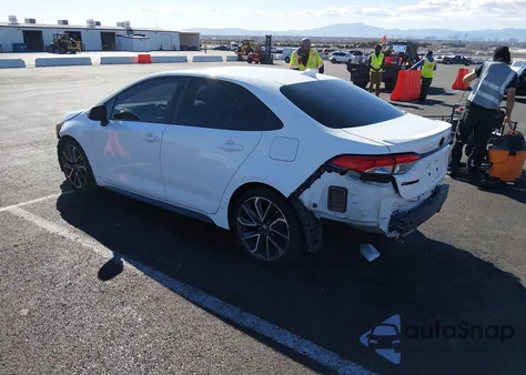 2020 Toyota Corolla Se 6Mt z USA, uszkodzony, nr VIN 5YFM4RCE8LP047904